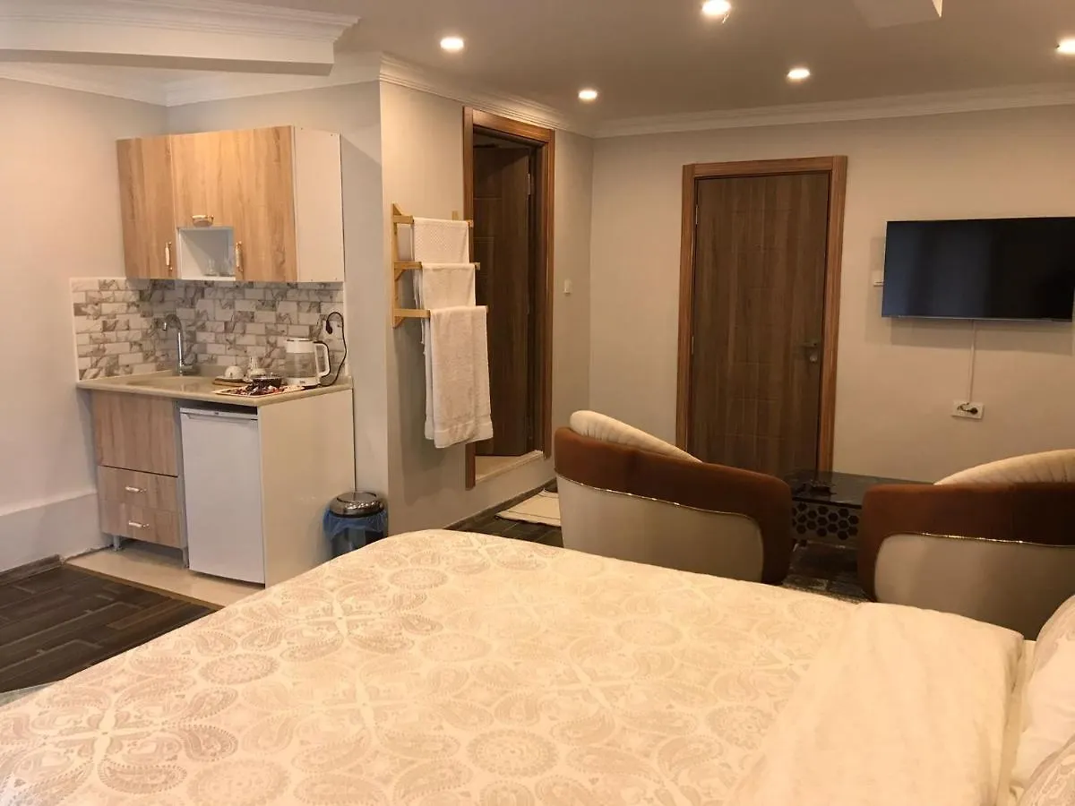 איסטמבול Ata Suit Hotel 0*,  טורקיה